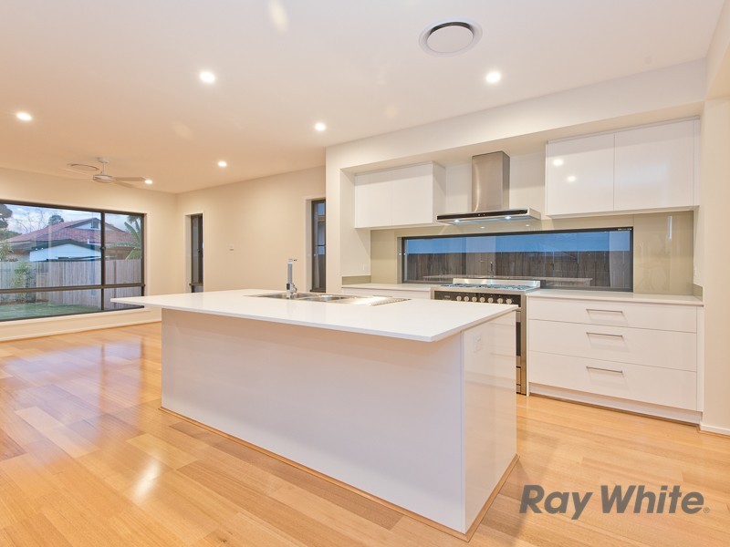 24 Larwill Avenue, Northgate QLD 4013