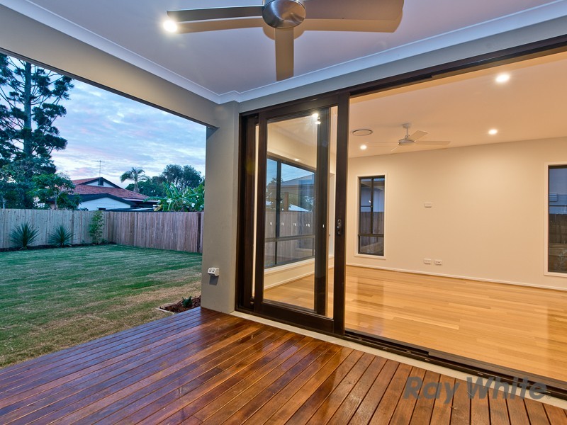 24 Larwill Avenue, Northgate QLD 4013