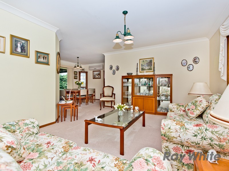 11 Lynford Place, Bridgeman Downs QLD 4035