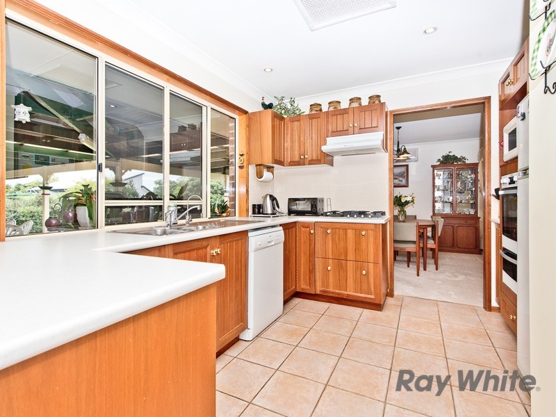 11 Lynford Place, Bridgeman Downs QLD 4035