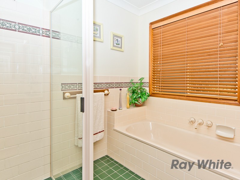 11 Lynford Place, Bridgeman Downs QLD 4035