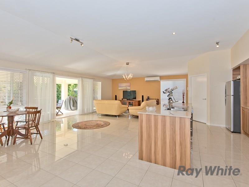 11 Darlington Close, Carseldine QLD 4034