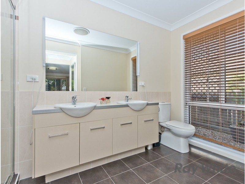 11 Darlington Close, Carseldine QLD 4034