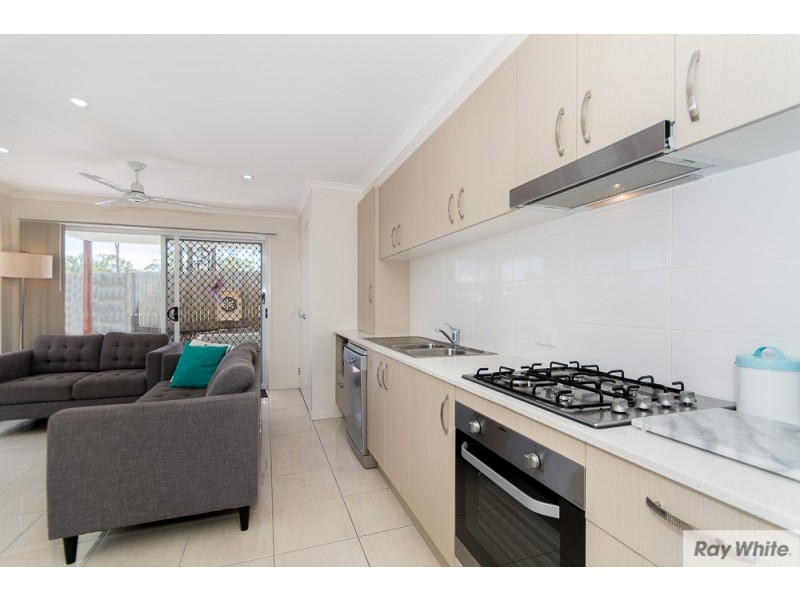 10 Tamarin Court, Dakabin QLD 4503