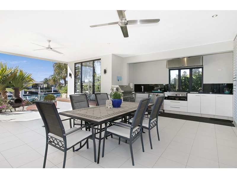 40 North Point, Banksia Beach QLD 4507