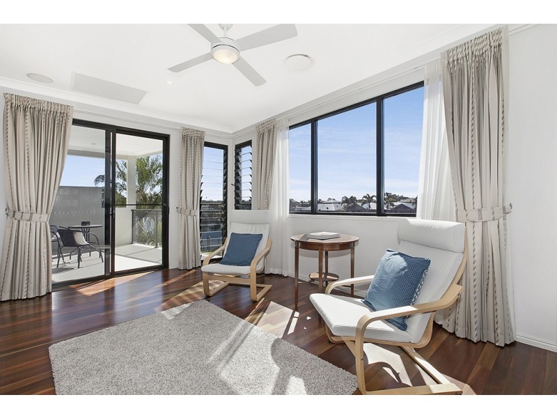 40 North Point, Banksia Beach QLD 4507
