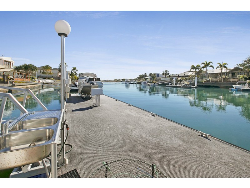 40 North Point, Banksia Beach QLD 4507