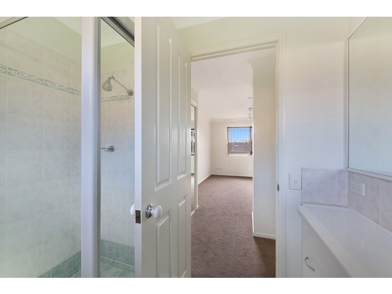 11/154 Albany Creek Road, Aspley QLD 4034