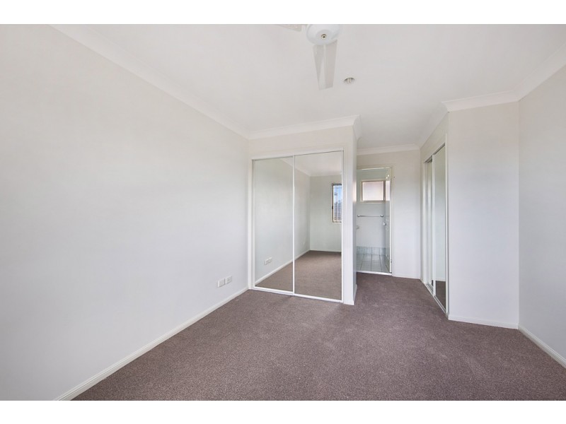 11/154 Albany Creek Road, Aspley QLD 4034