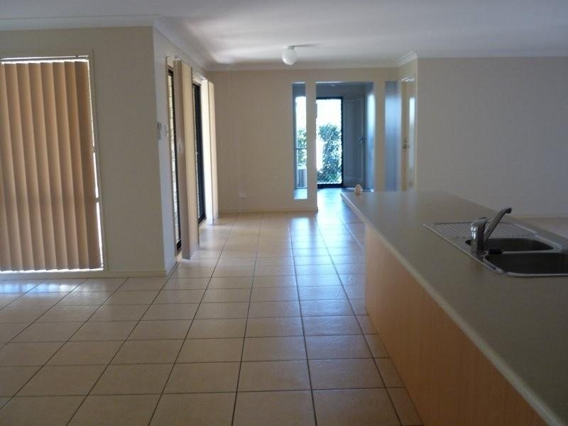 2 Catani Court, Warner QLD 4500