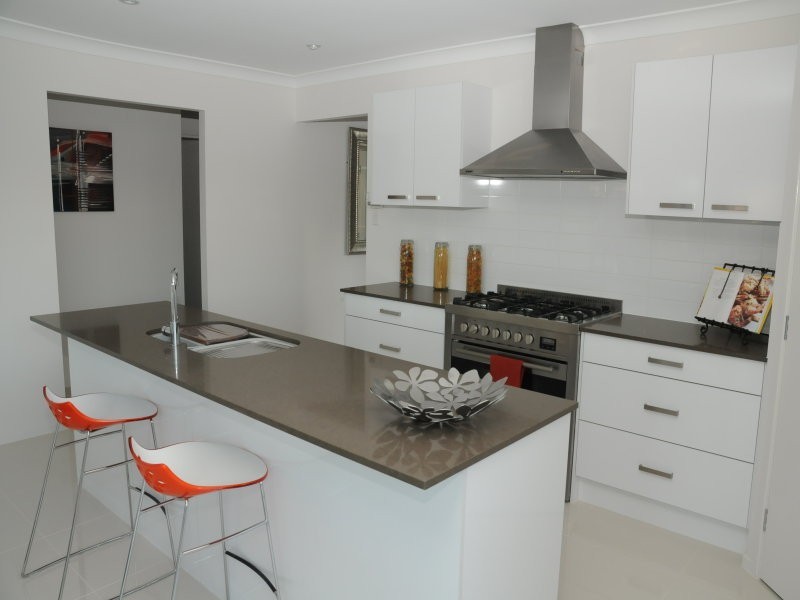 5 Perrins Close, Warner QLD 4500