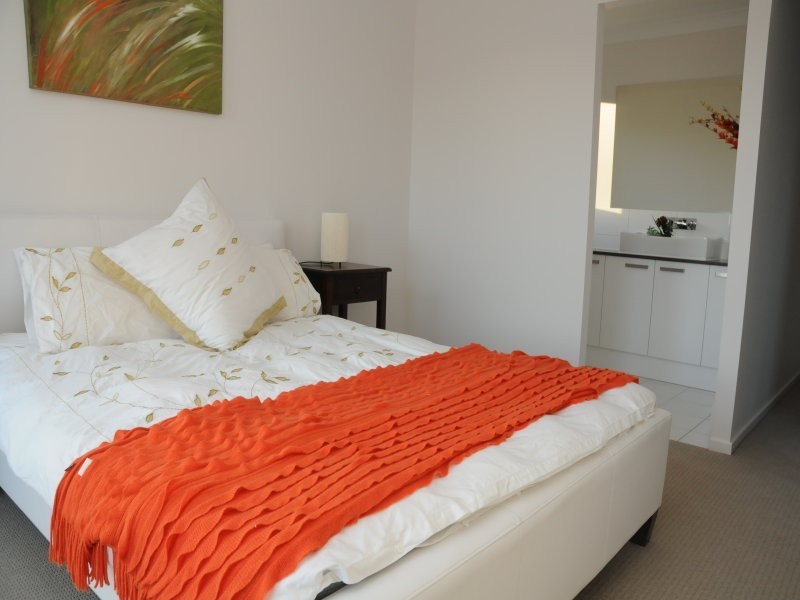 5 Perrins Close, Warner QLD 4500
