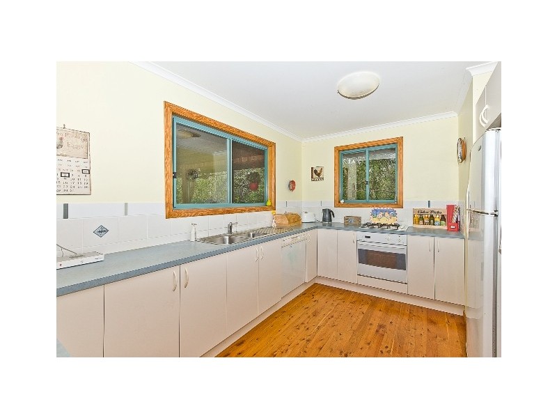 8 Lakeview Court, Joyner QLD 4500