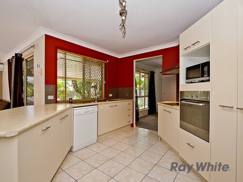 9 Blackbutt Court, Warner QLD 4500