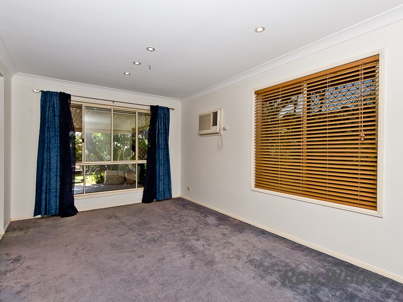 9 Blackbutt Court, Warner QLD 4500