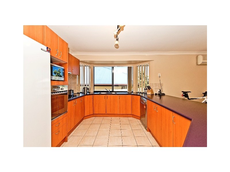 116 Saraband Drive, Eatons Hill QLD 4037