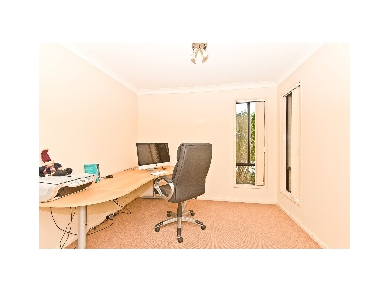116 Saraband Drive, Eatons Hill QLD 4037