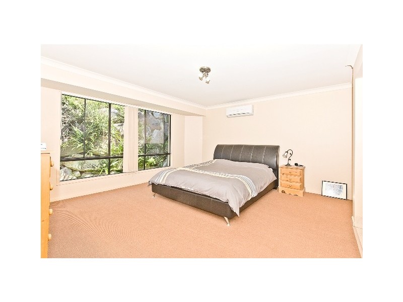 116 Saraband Drive, Eatons Hill QLD 4037