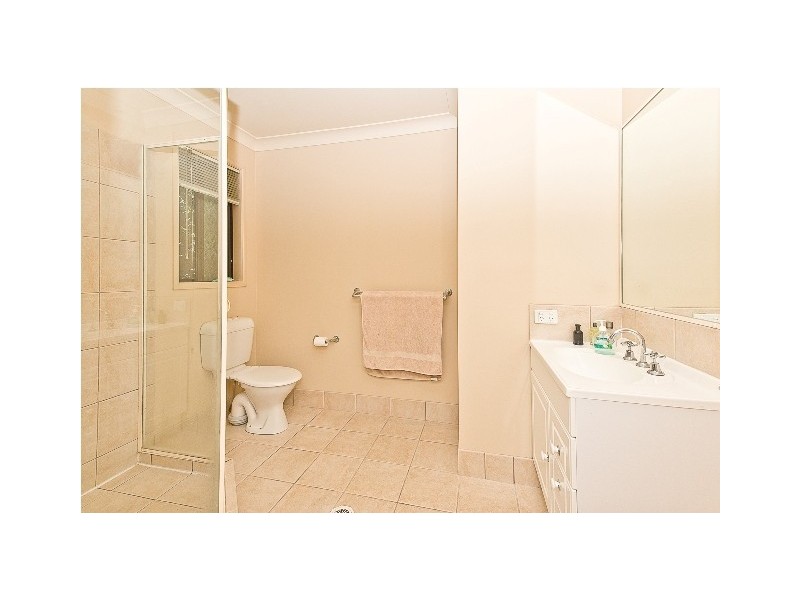 116 Saraband Drive, Eatons Hill QLD 4037