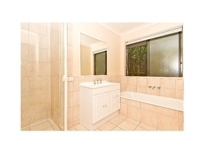 116 Saraband Drive, Eatons Hill QLD 4037