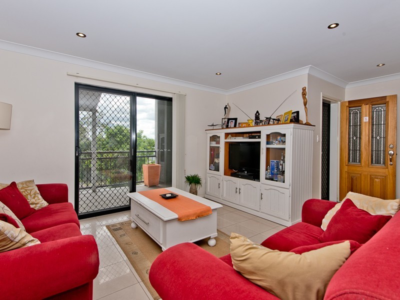 4 Alva Terrace, Gordon Park QLD 4031
