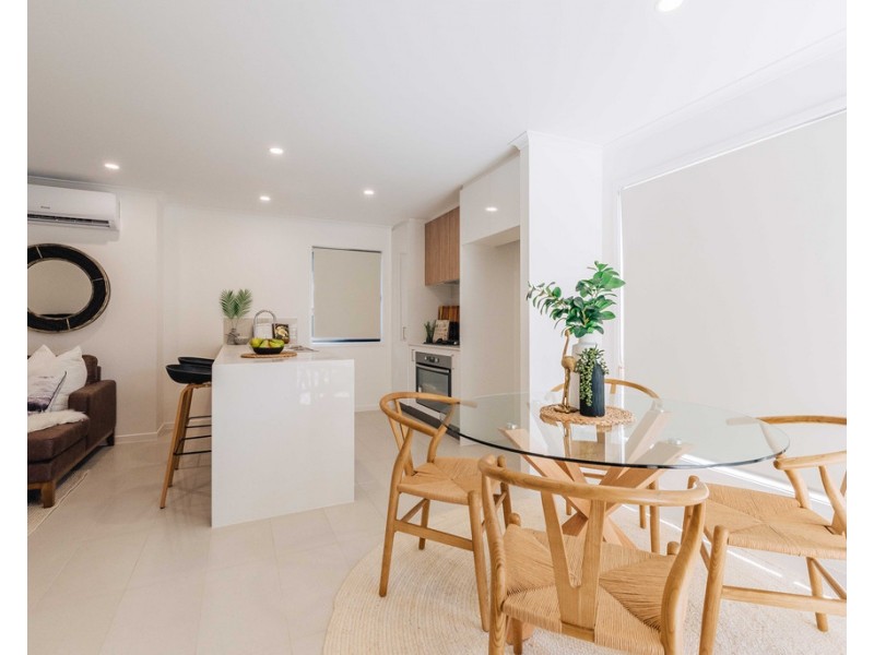 100 Spitfire Avenue, Strathpine QLD 4500