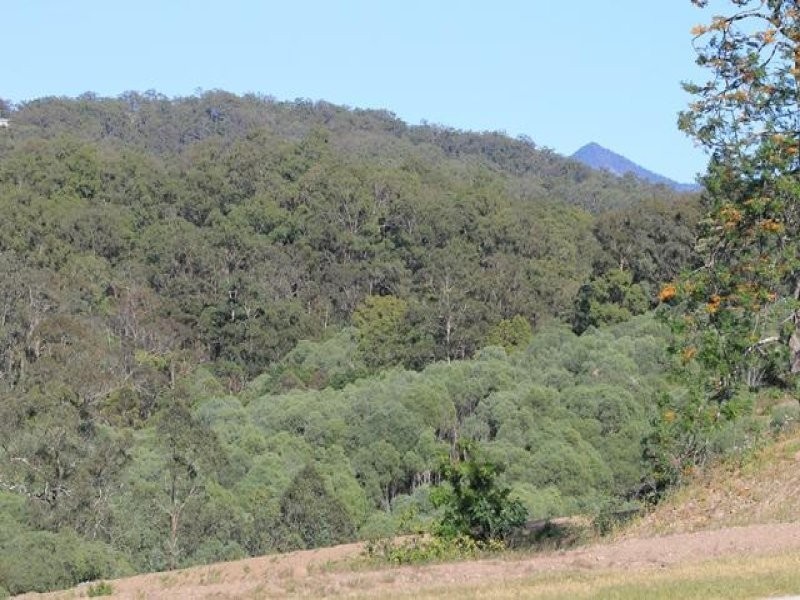 35 Hacker Road, Cashmere QLD 4500