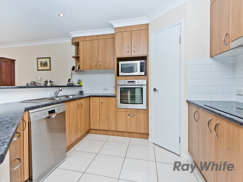 2 Rosevale Place, Warner QLD 4500