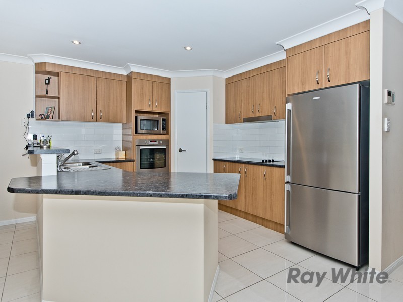2 Rosevale Place, Warner QLD 4500