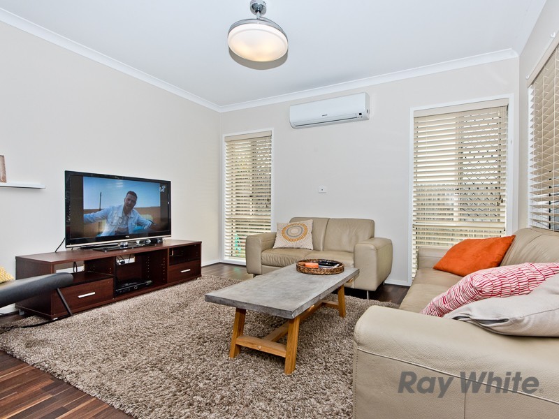 17 Rowallan Street, Warner QLD 4500