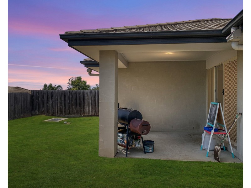 50 Nicola Street, Warner QLD 4500