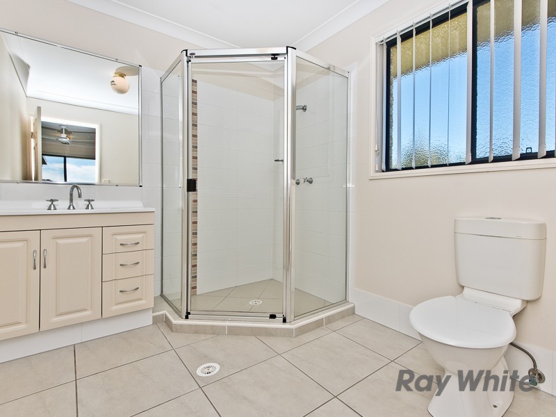 69 Baker Street, Bray Park QLD 4500