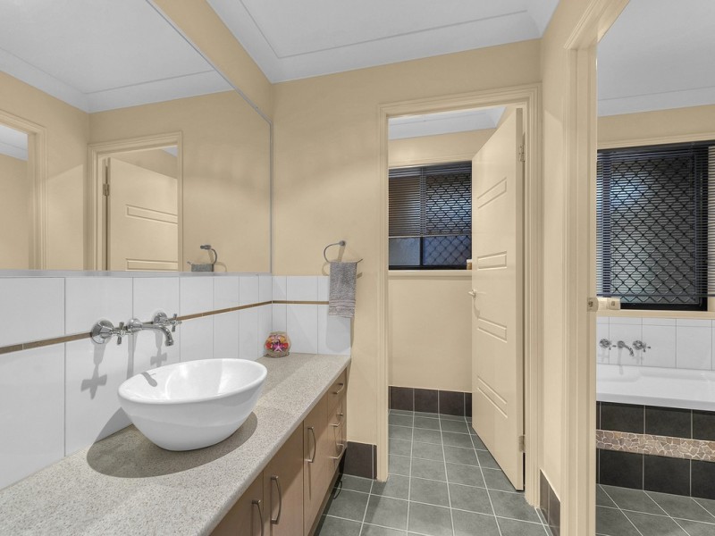 68 Gum Street, Warner QLD 4500