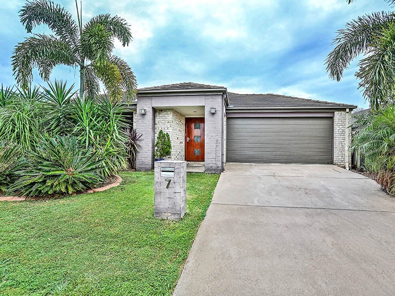 7 Michigan Circuit, Warner QLD 4500