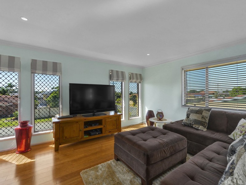 17 Schubert Street, Strathpine QLD 4500