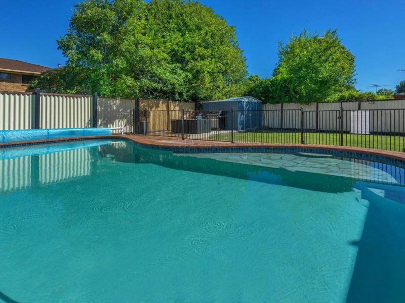 17 Schubert Street, Strathpine QLD 4500