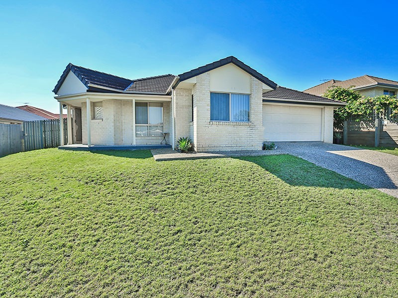 15 Hillary Drive, Warner QLD 4500