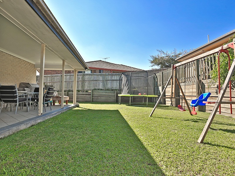 15 Hillary Drive, Warner QLD 4500