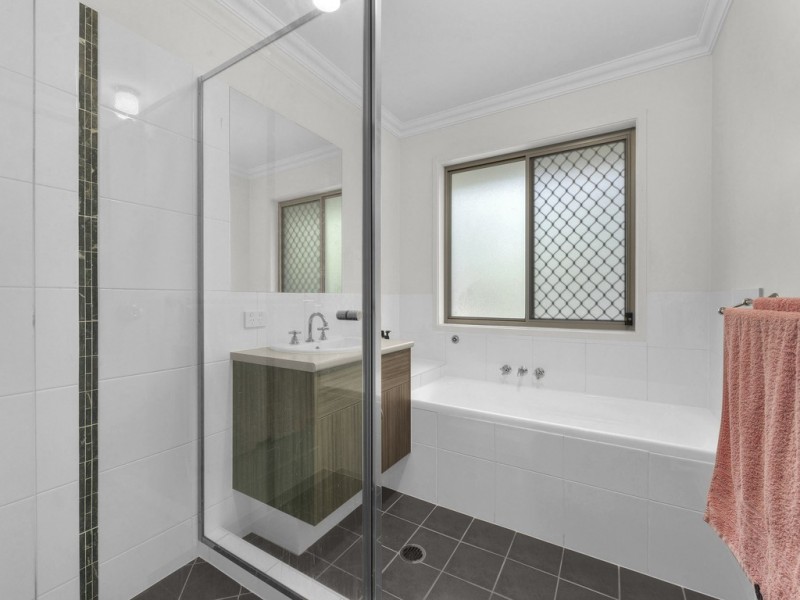 4 Idaho Street, Warner QLD 4500