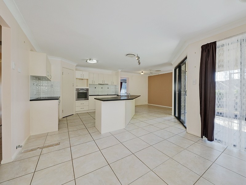 7 Katelyn Court, Cashmere QLD 4500