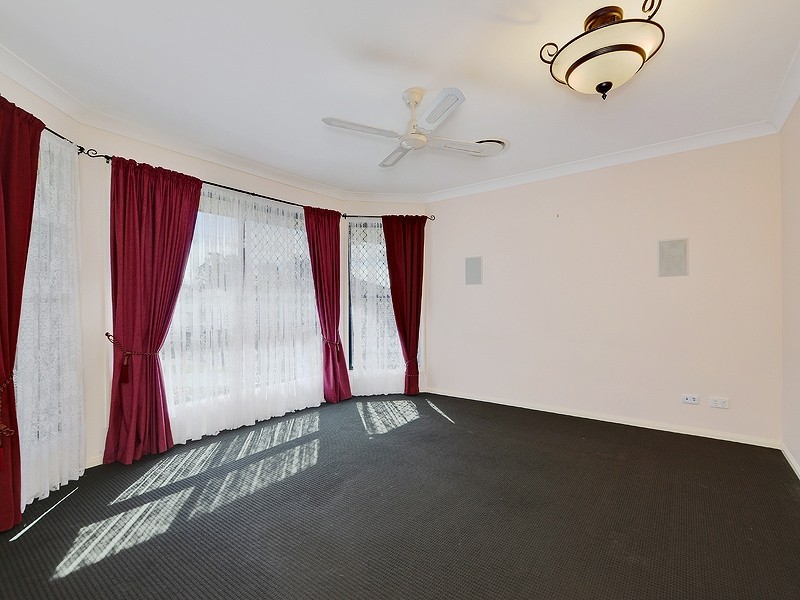 7 Katelyn Court, Cashmere QLD 4500