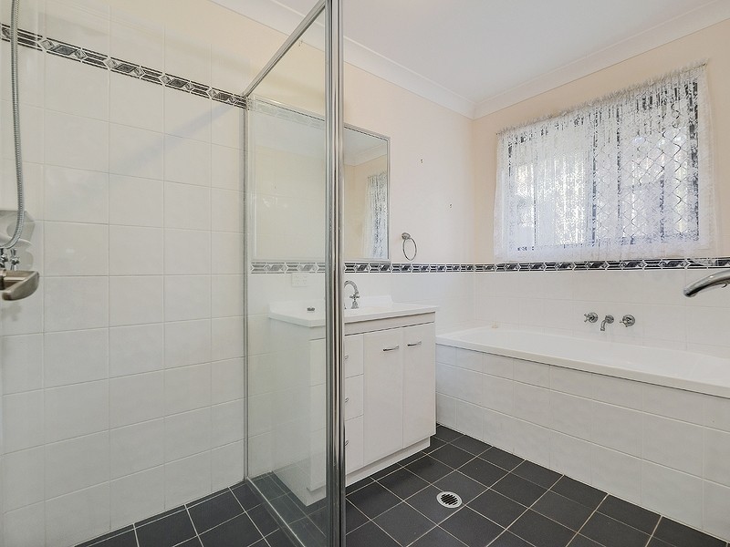 7 Katelyn Court, Cashmere QLD 4500