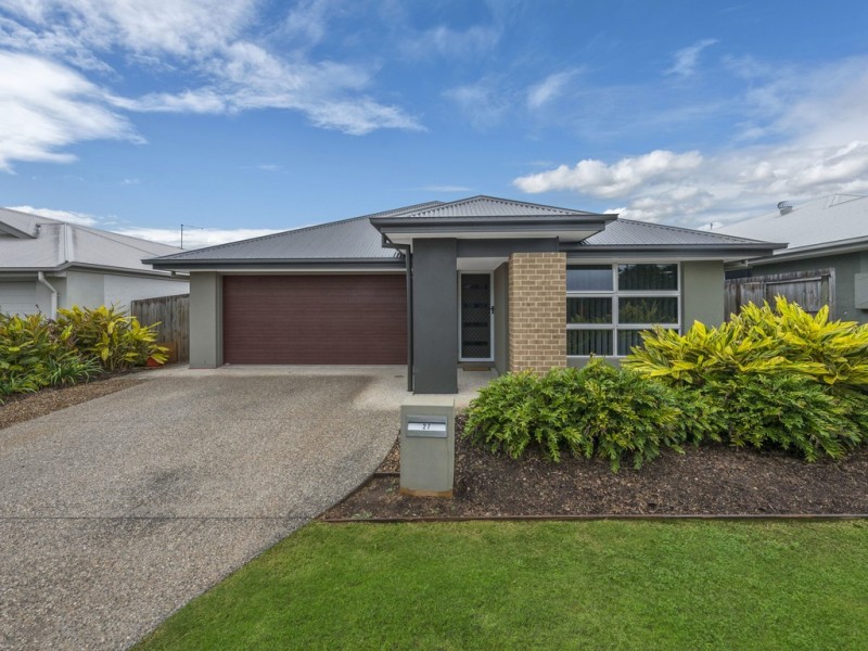 27 Brisbane Road, Warner QLD 4500