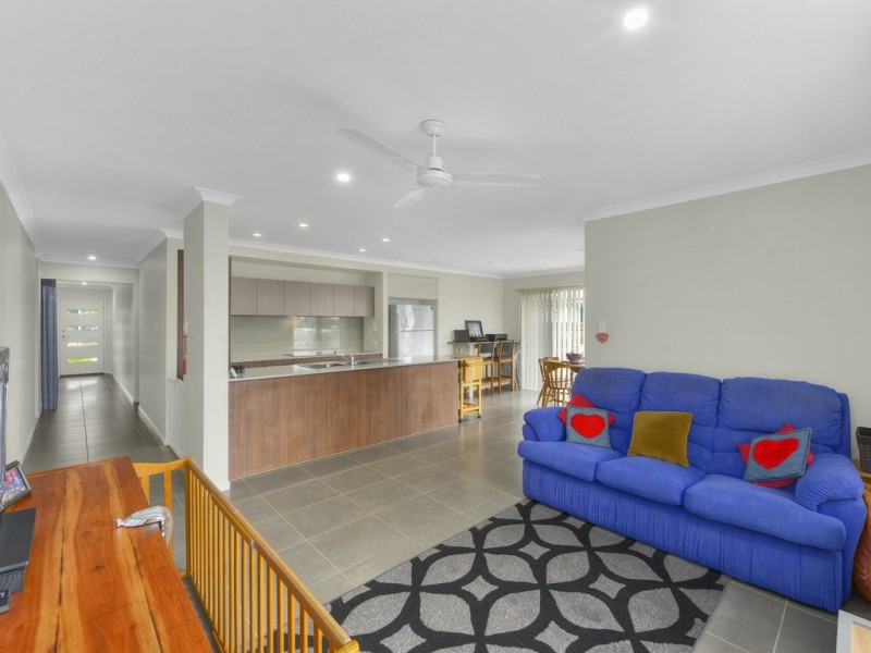 27 Brisbane Road, Warner QLD 4500