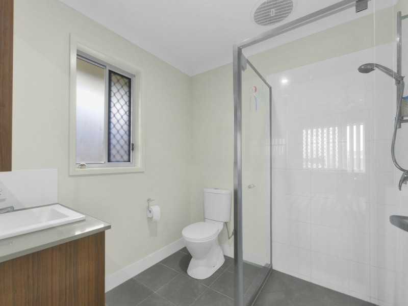 27 Brisbane Road, Warner QLD 4500