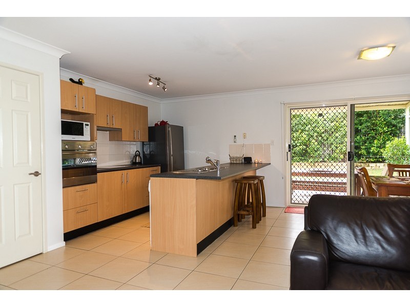2/9 Lady Bowen Parade, Rothwell QLD 4022