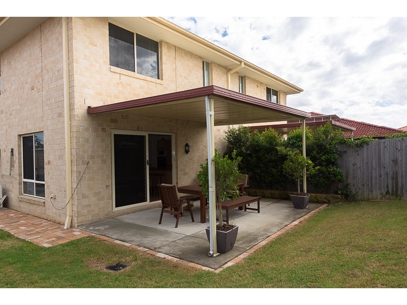 2/9 Lady Bowen Parade, Rothwell QLD 4022
