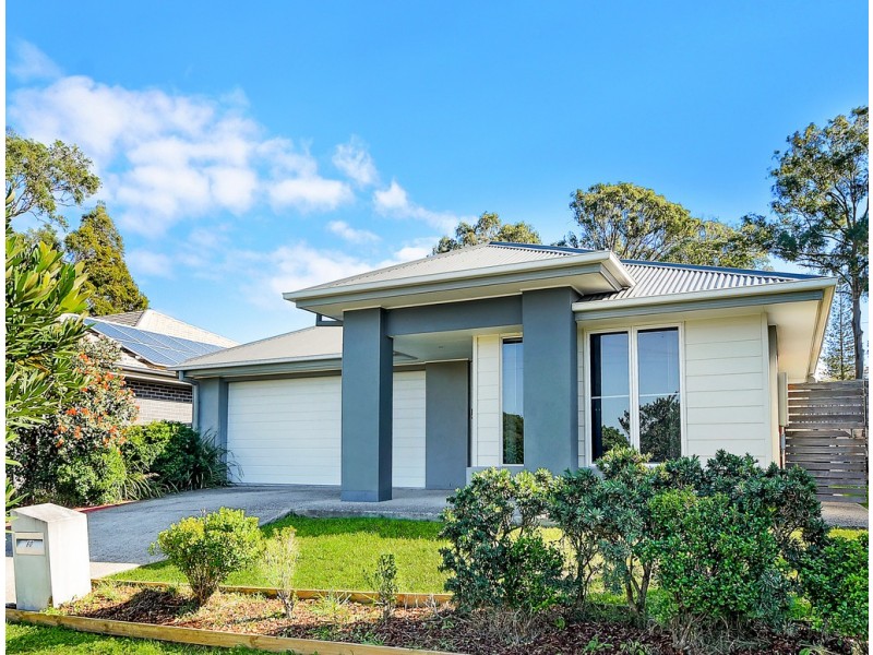60 Kidston Crescent, Warner QLD 4500