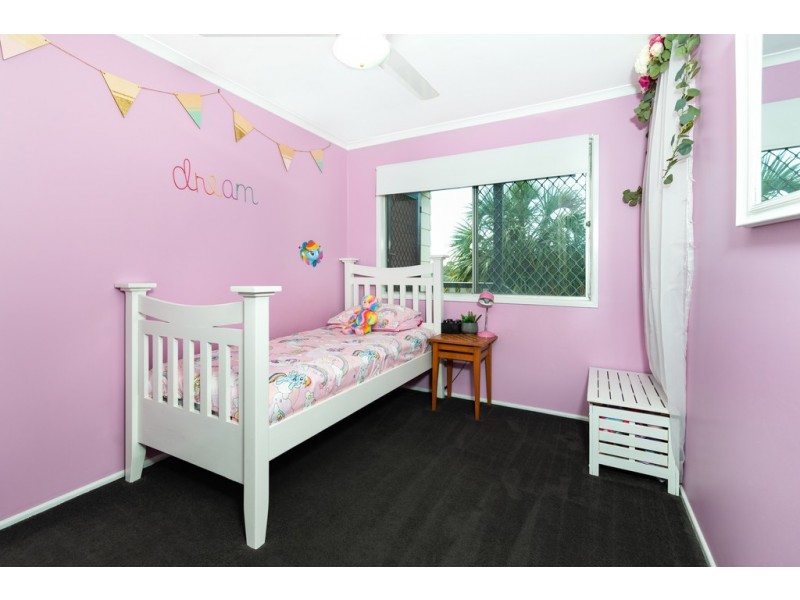 9 Kensington Way, Strathpine QLD 4500