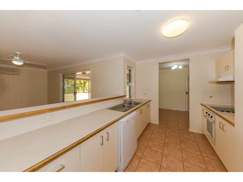 2 Lavender Court, Bray Park QLD 4500